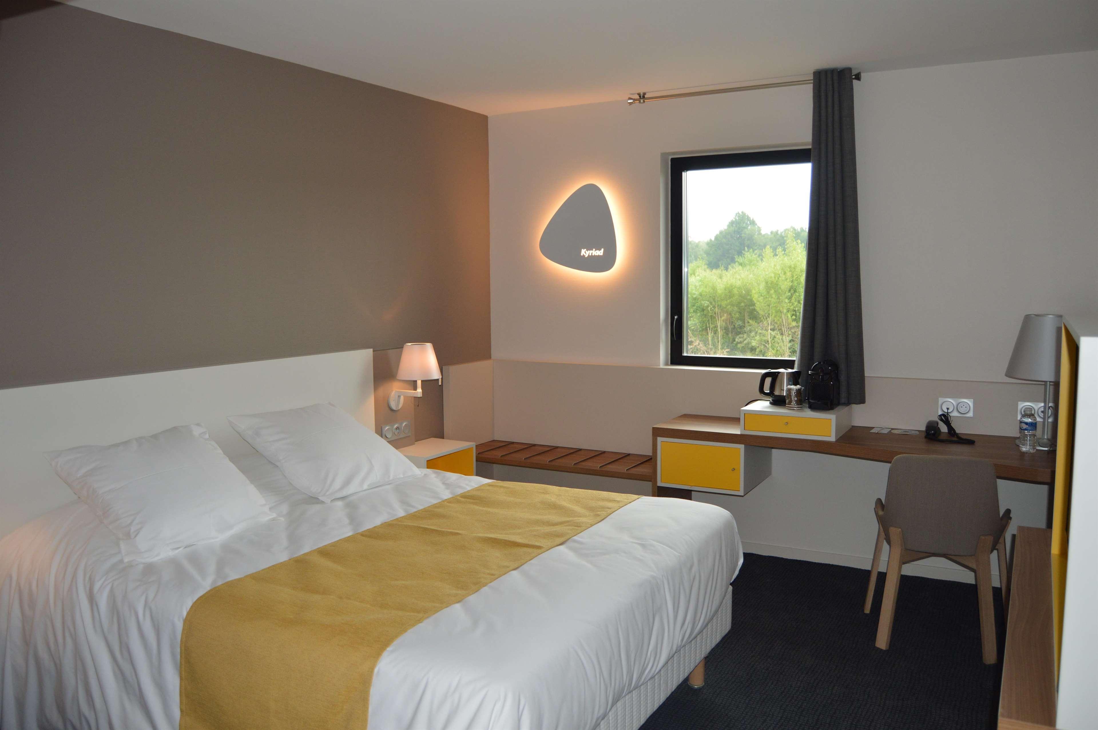 Kyriad Prestige Pau - Palais Des Sports Zewnętrze zdjęcie