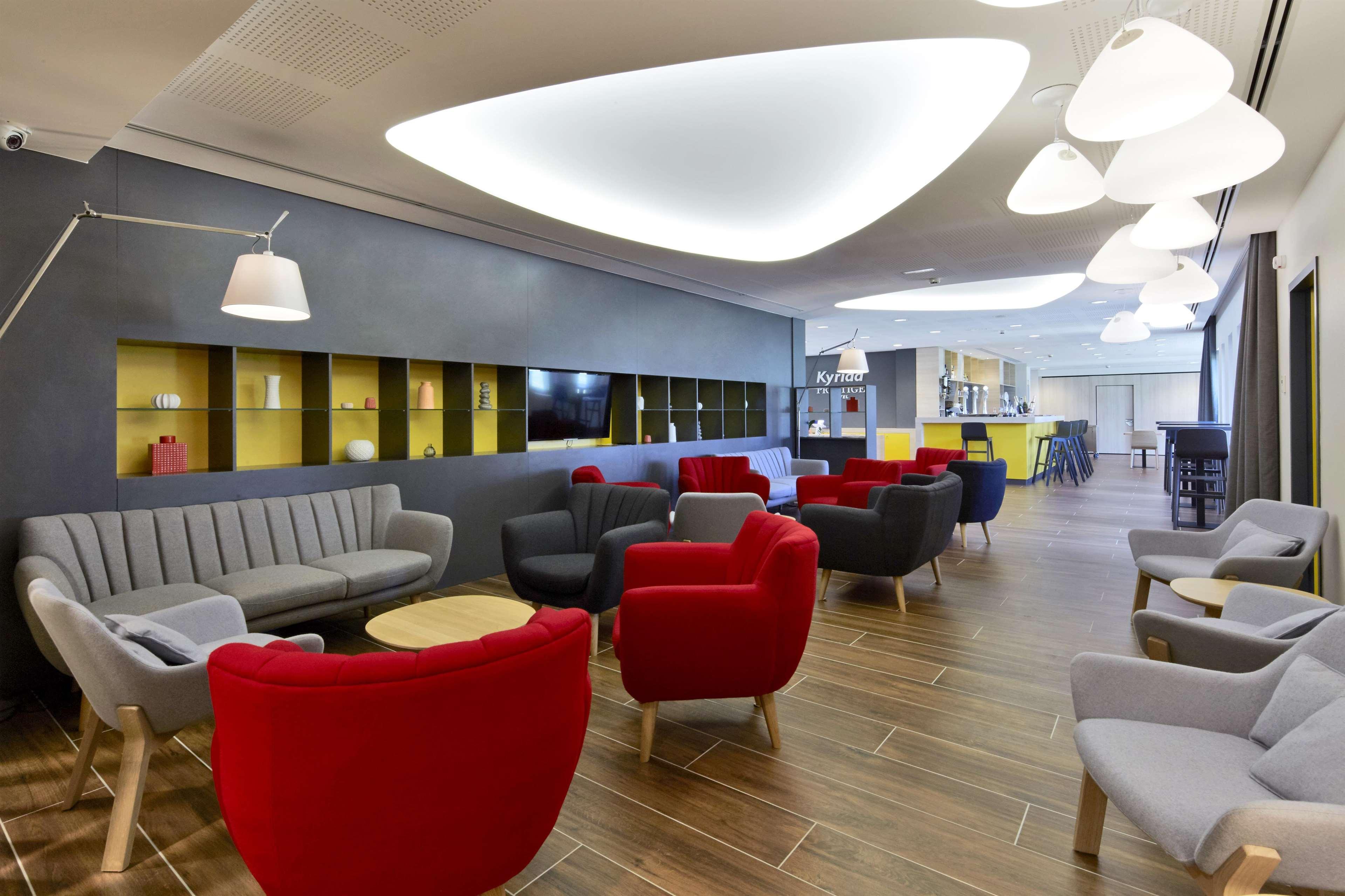 Kyriad Prestige Pau - Palais Des Sports Zewnętrze zdjęcie